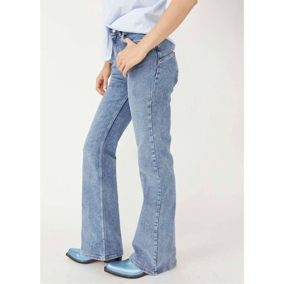 New Free People We The Free Thunderbird Flare Jeans Lightening Bolt Size 32 - Picture 2 of 8